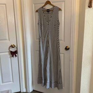 ECI New York white and blue striped sleeveless romper / jumpsuit size: XL